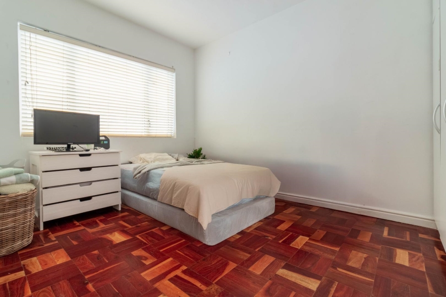 2 Bedroom Property for Sale in Sea Point Western Cape